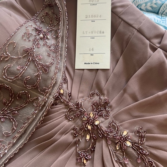 Stunning Cameron Blake Mother of Gown - Picture 13 of 13